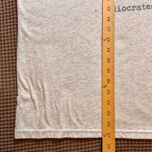 Men's "Mediocrates" Gray Short Sleeve Humor Tee L - Picture 5 of 6